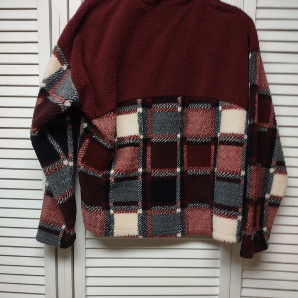 Pull over jacket - Picture 2 of 2